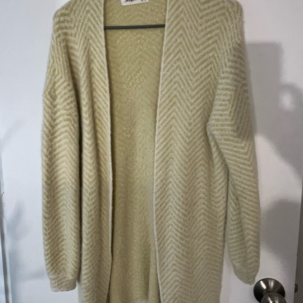 Elegant Cream Chevron Women's Cardigan